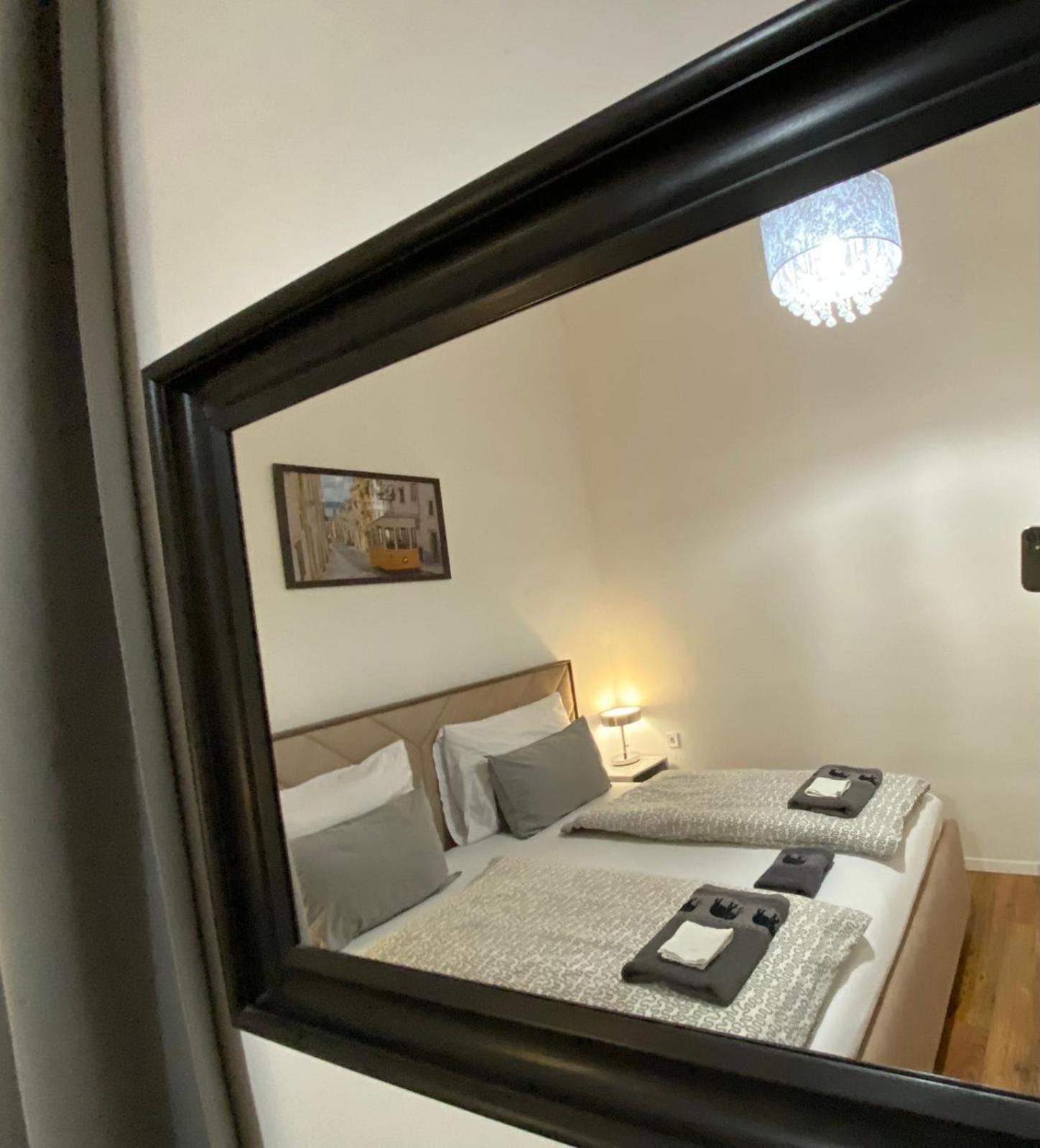 Akácfa Boutique Apartment Budapeste Exterior foto